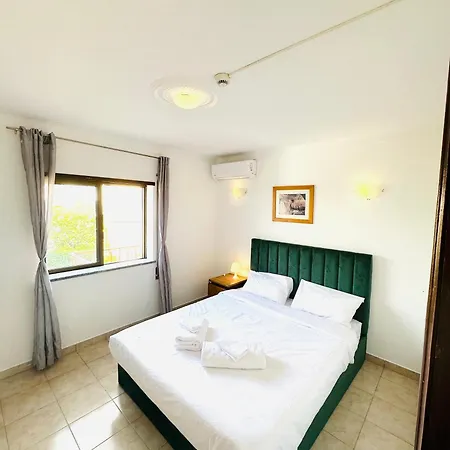 Hostel ,algarve *