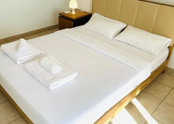 ,algarve Hostel *